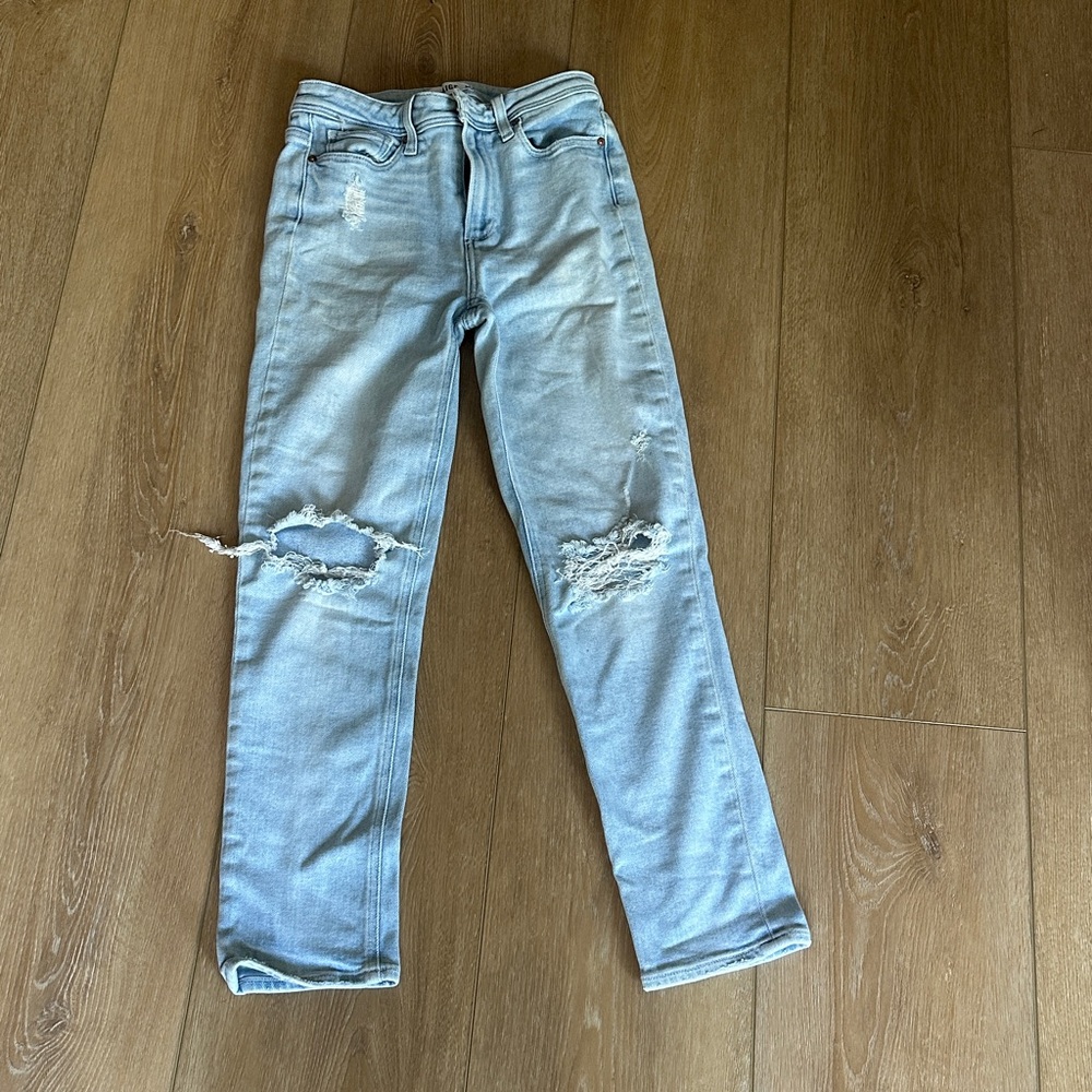 Paige Hoxton Slim Crop Jeans in Sunkissed Destructed -26